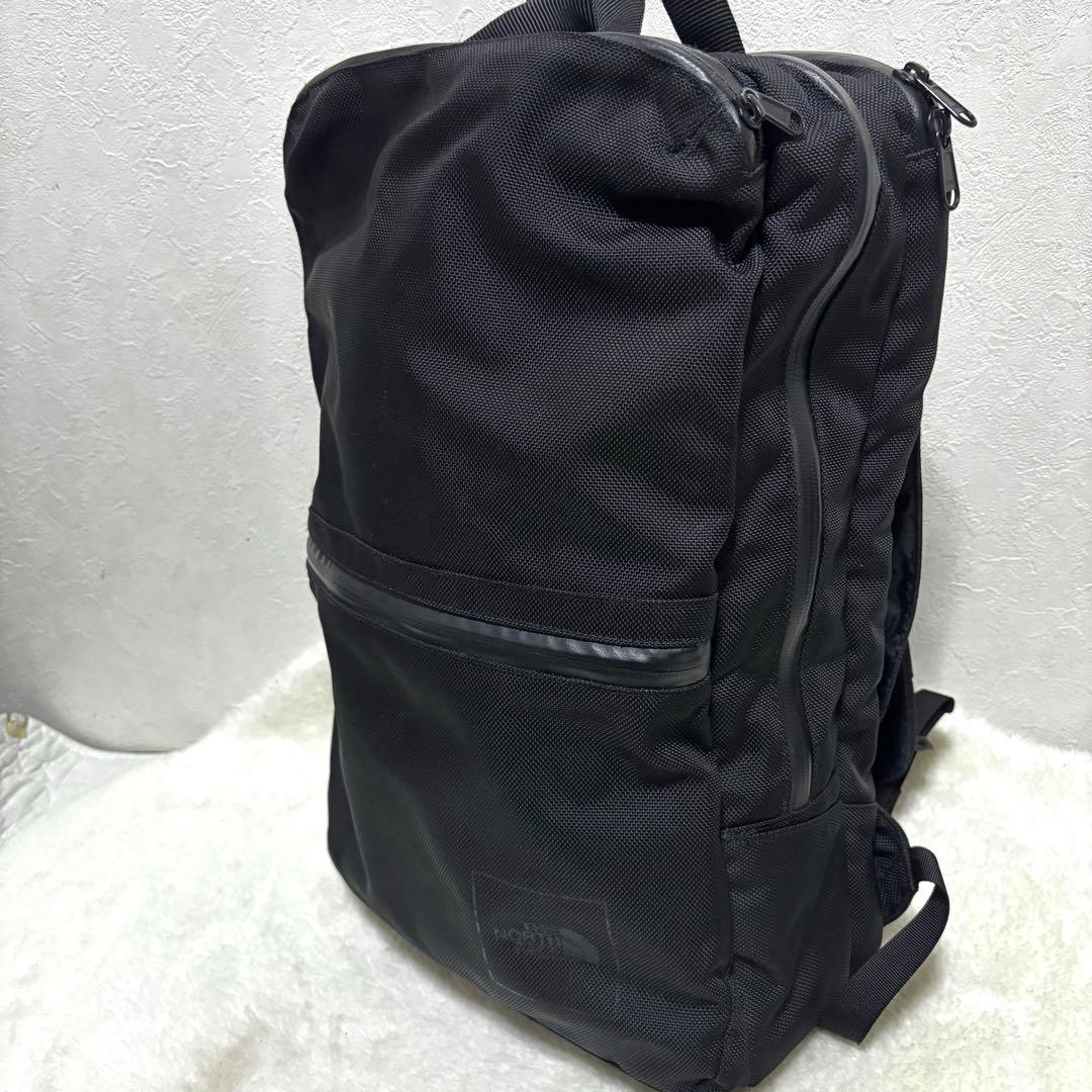 廃盤　NM81212 THE NORTH FACE シャトルデイパック 黒 3層