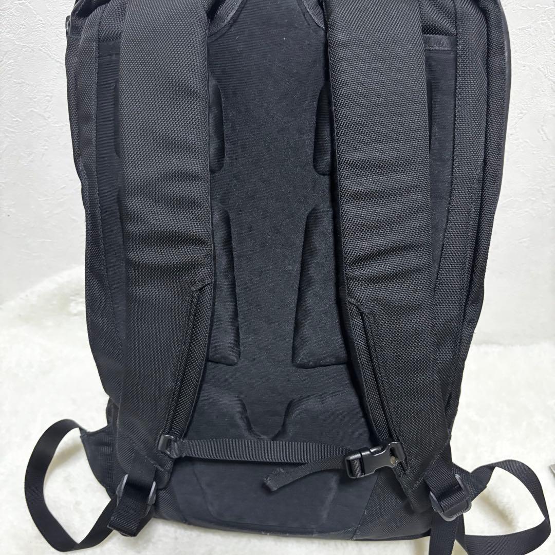 廃盤　NM81212 THE NORTH FACE シャトルデイパック 黒 3層