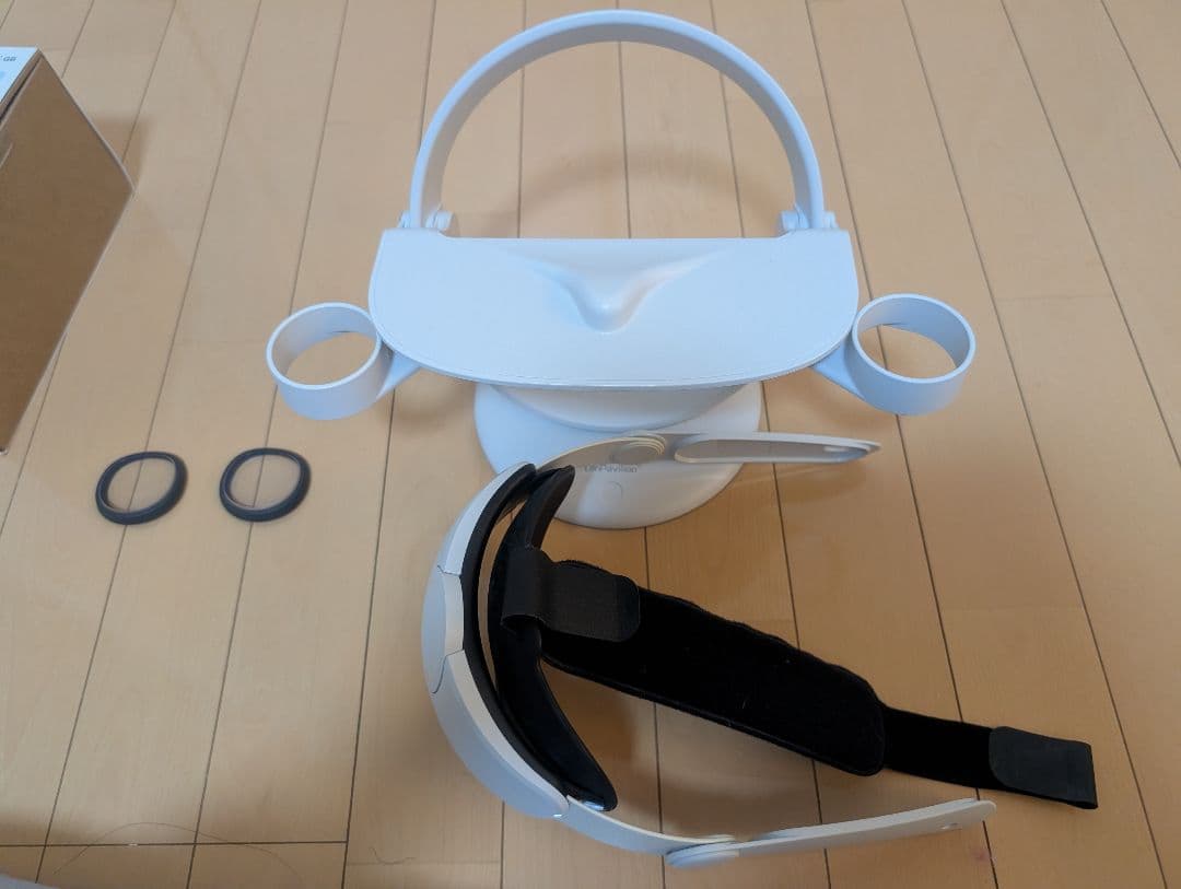  Quest 3 VRヘッドセット（アクセサリー込）