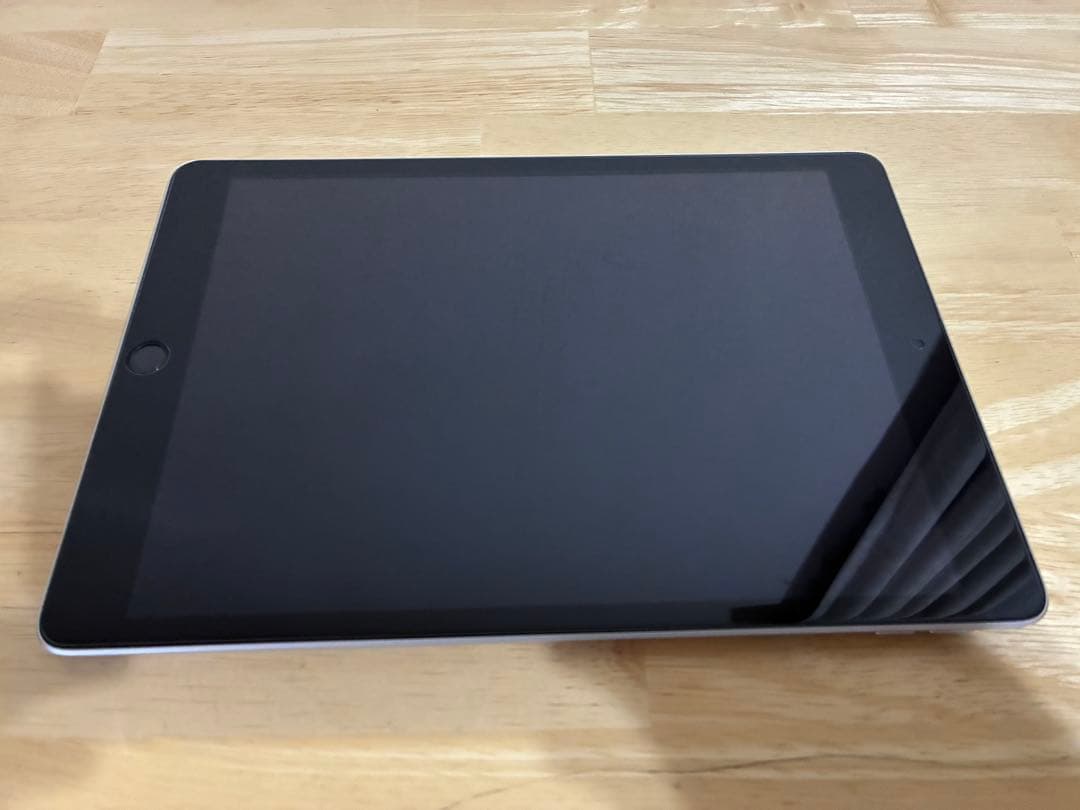 Apple iPad 第9世代 シルバー 本体 箱付きバッテリー最大容量100%