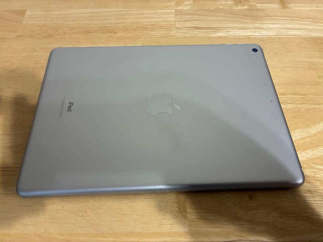 Apple iPad 第9世代 シルバー 本体 箱付きバッテリー最大容量100%