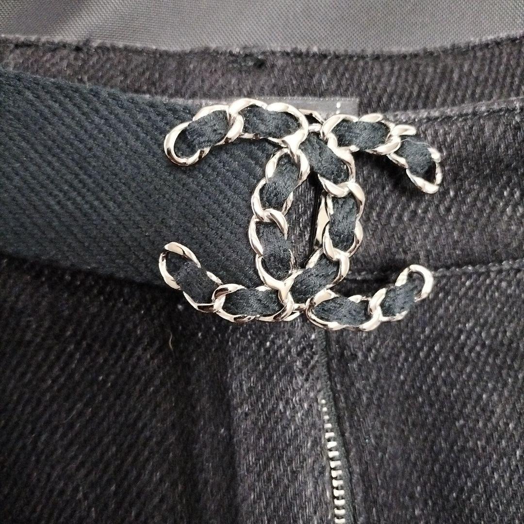 CHANELハーフパンツ34M(CHANELハンガーカバー・布ボタンタグ付き)