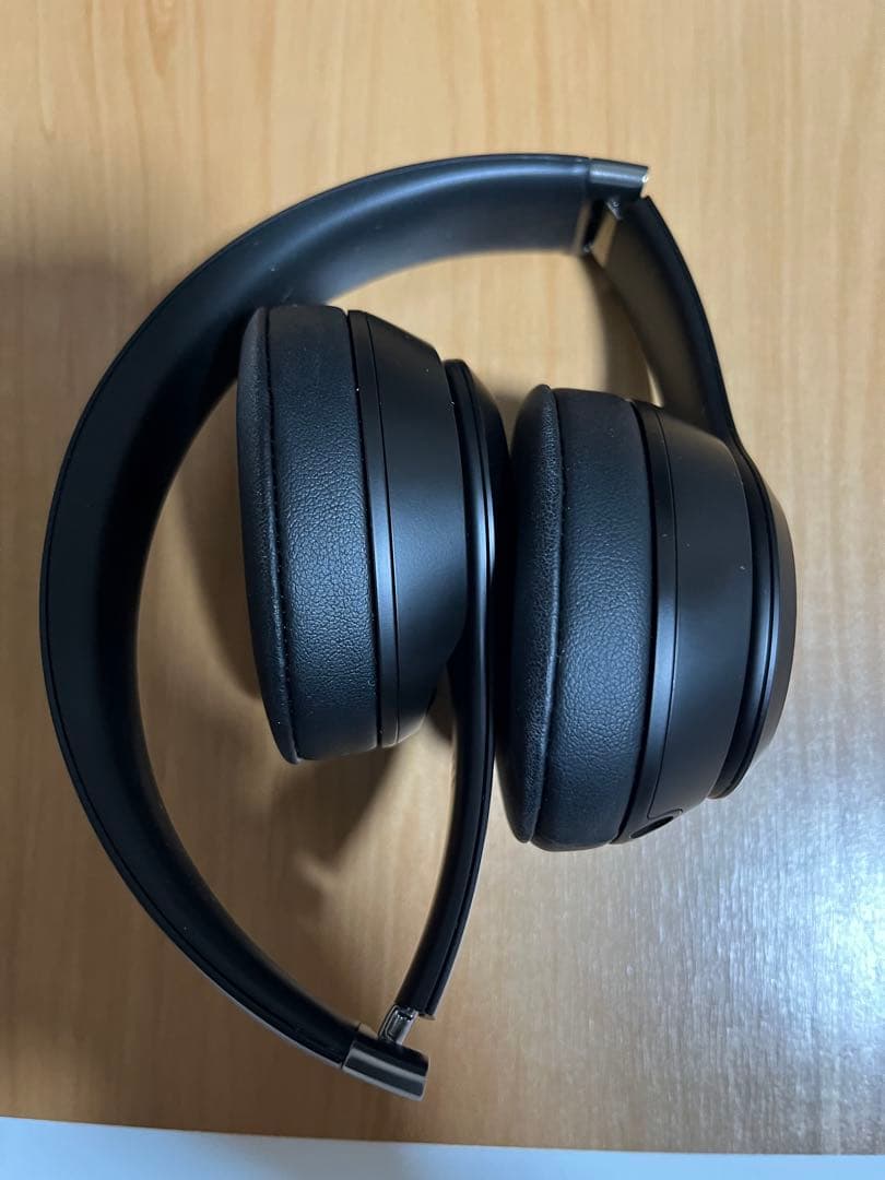 ヘッドホン Beats Solo 4 -