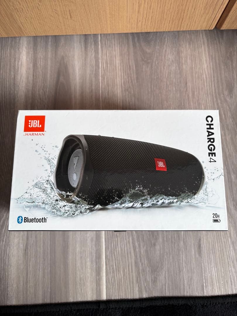 J　JBL CHARGE4