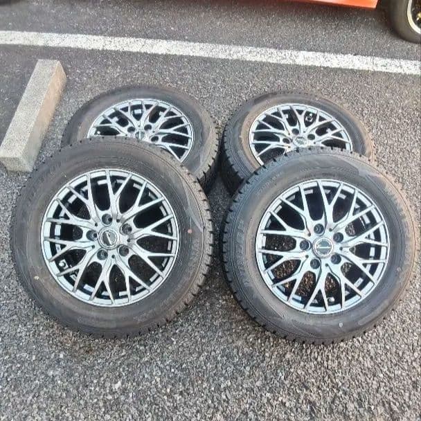 のゆゆ①195/65R15 WM02スタッドレスタイヤ2023年製造！美品