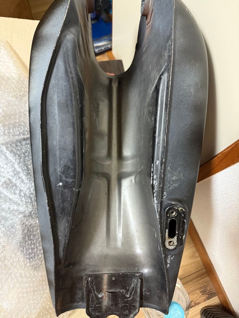 SR400 初期ナロータンク　キャップ　ムール貝