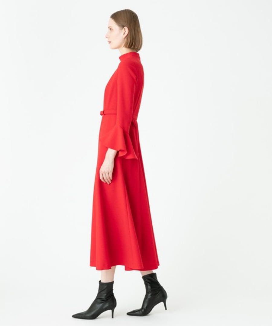 アルアバイル　ルルウィルビー 梨地ダブルフレアーワンピース