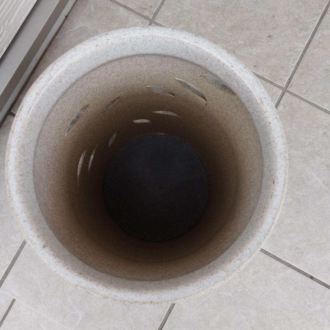 信楽焼 和風 おしゃれ 傘立て 陶器 かさたて インテリア 白唐草傘立て