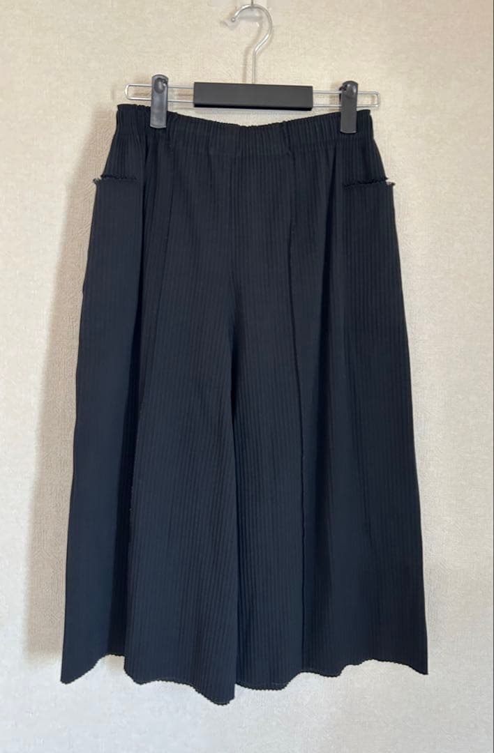 【ひとみ様用】me ワイドパンツ、プリーツプリーズトップス