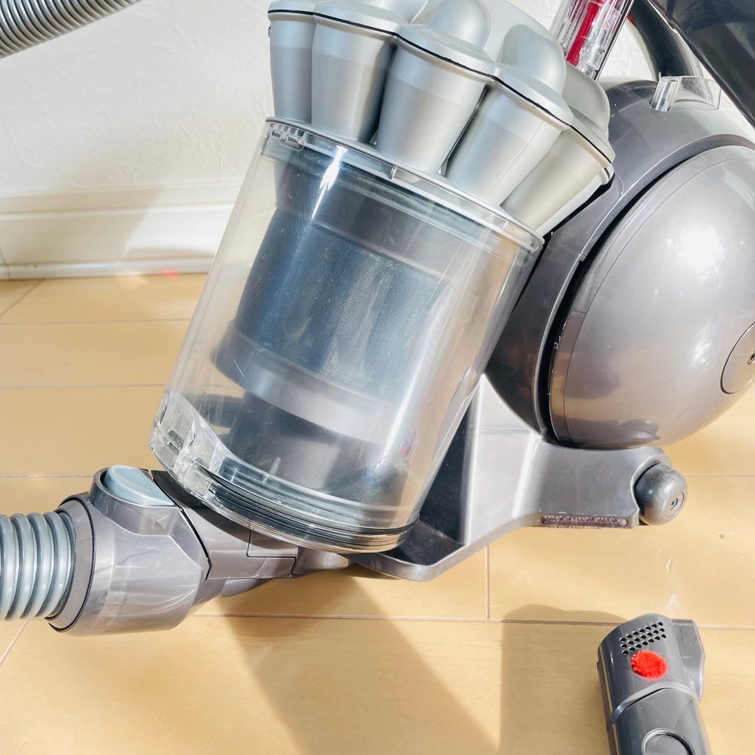 dyson キャニスター掃除機 dc48