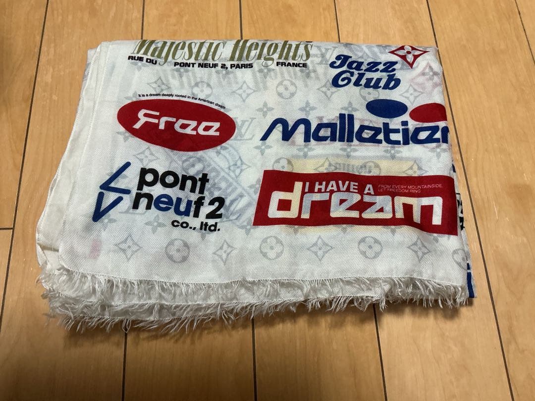 超人気　ルイヴィトン　LV ストール　【極美品】