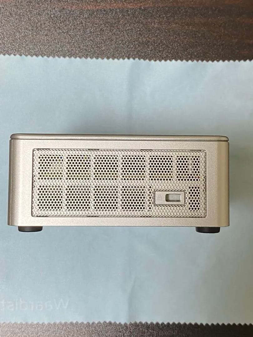 【新品同様品】GEEKOM AE7 Ryzen9 7940HS ミニPC