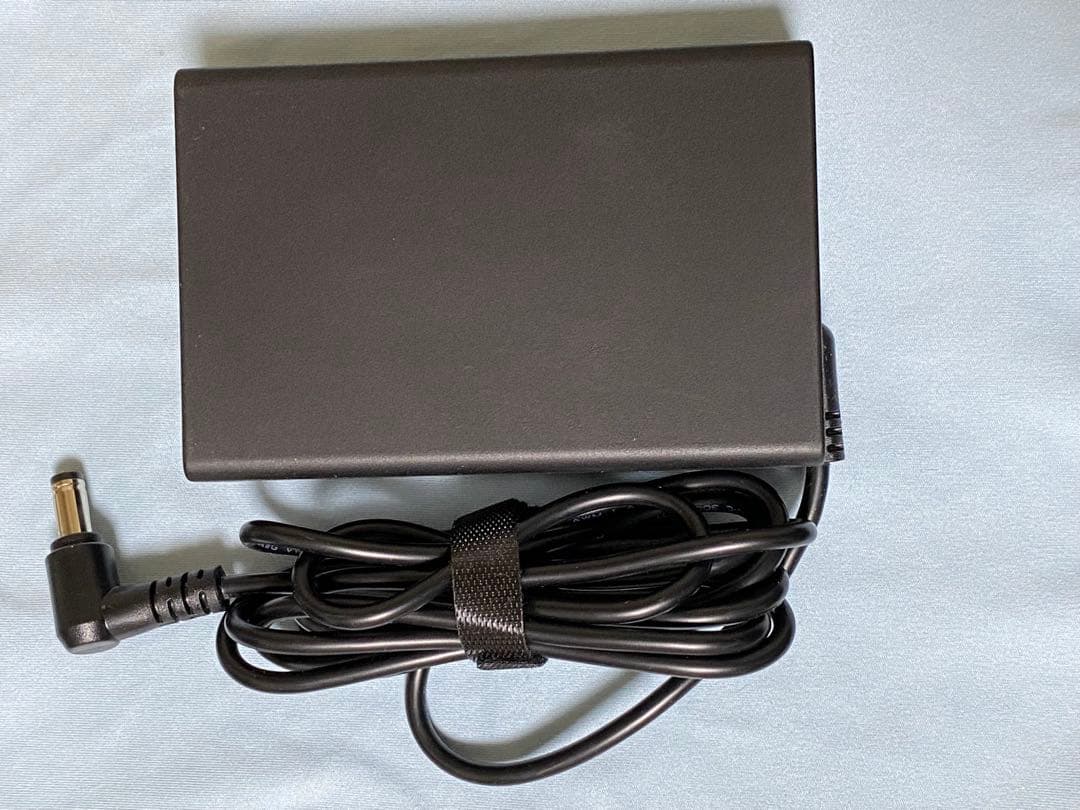 【新品同様品】GEEKOM AE7 Ryzen9 7940HS ミニPC