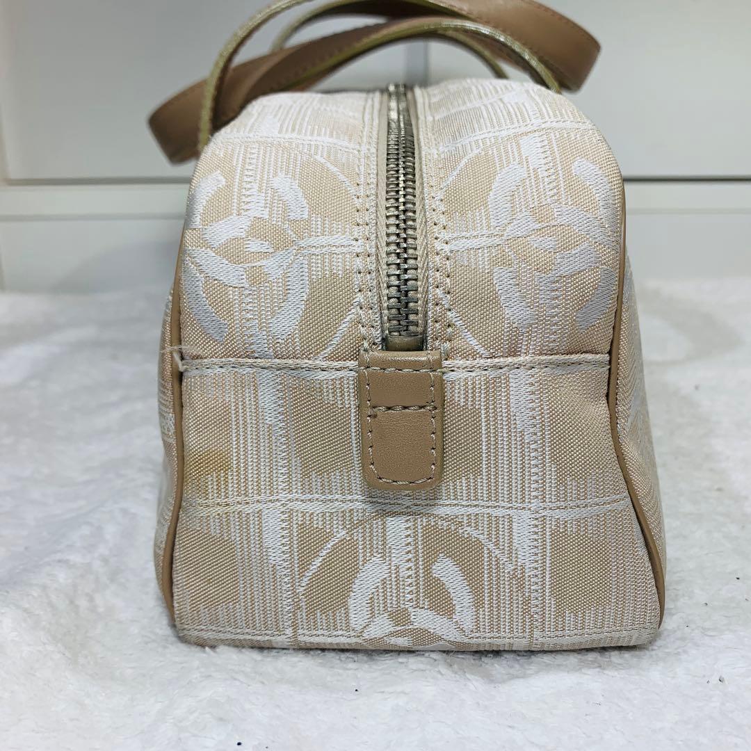 シャネル CHANEL ニュートラベルライン ハンドバッグ A15828