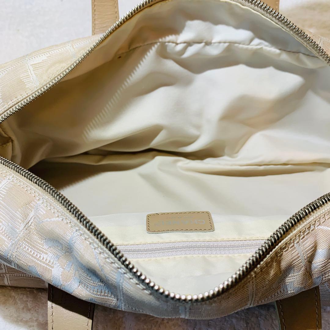 シャネル CHANEL ニュートラベルライン ハンドバッグ A15828