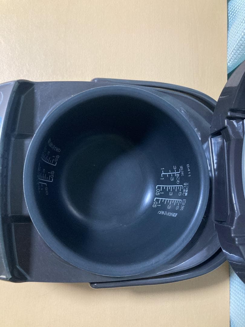 ★★★ZOJIRUSHI IH炊飯ジャー 極め炊き 象印 NP-VN10★★