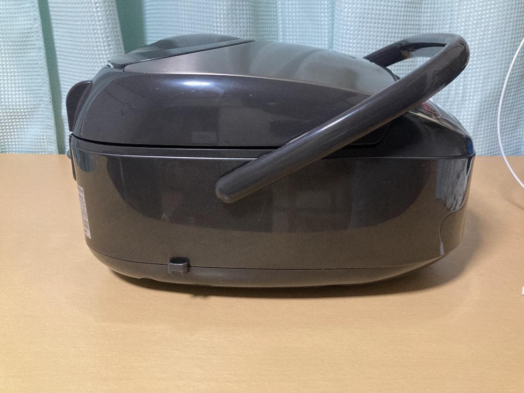 ★★★ZOJIRUSHI IH炊飯ジャー 極め炊き 象印 NP-VN10★★