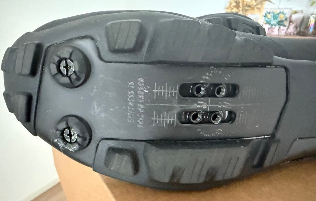 fizik フィジーク VENTO FEROX CARBON 29cm/45EU