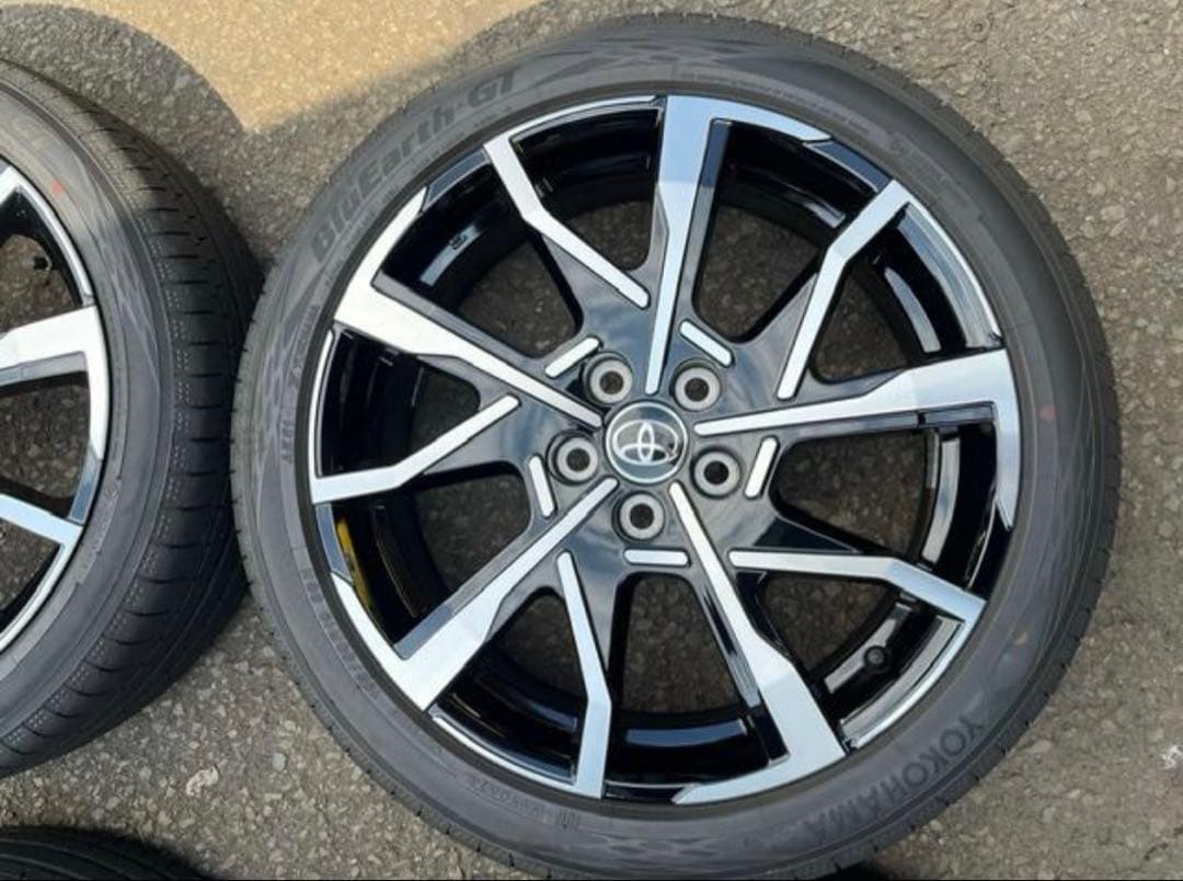 プリウスPHEV純正 19インチホイール& 195/50R19 88H