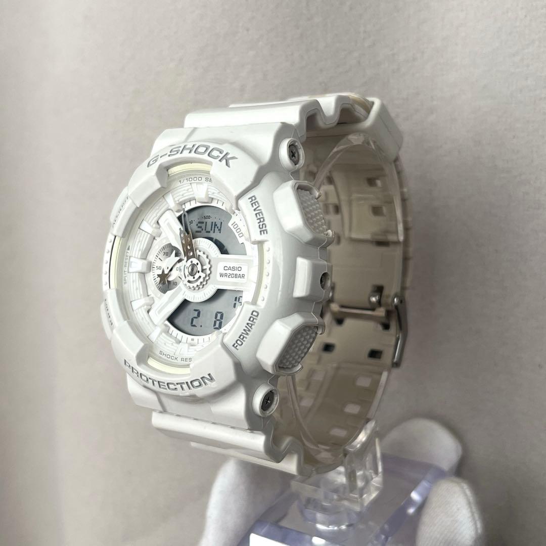 K*N様 美品 G-SHOCK GA-110LE 星 ホワイト ラバコレ 希少