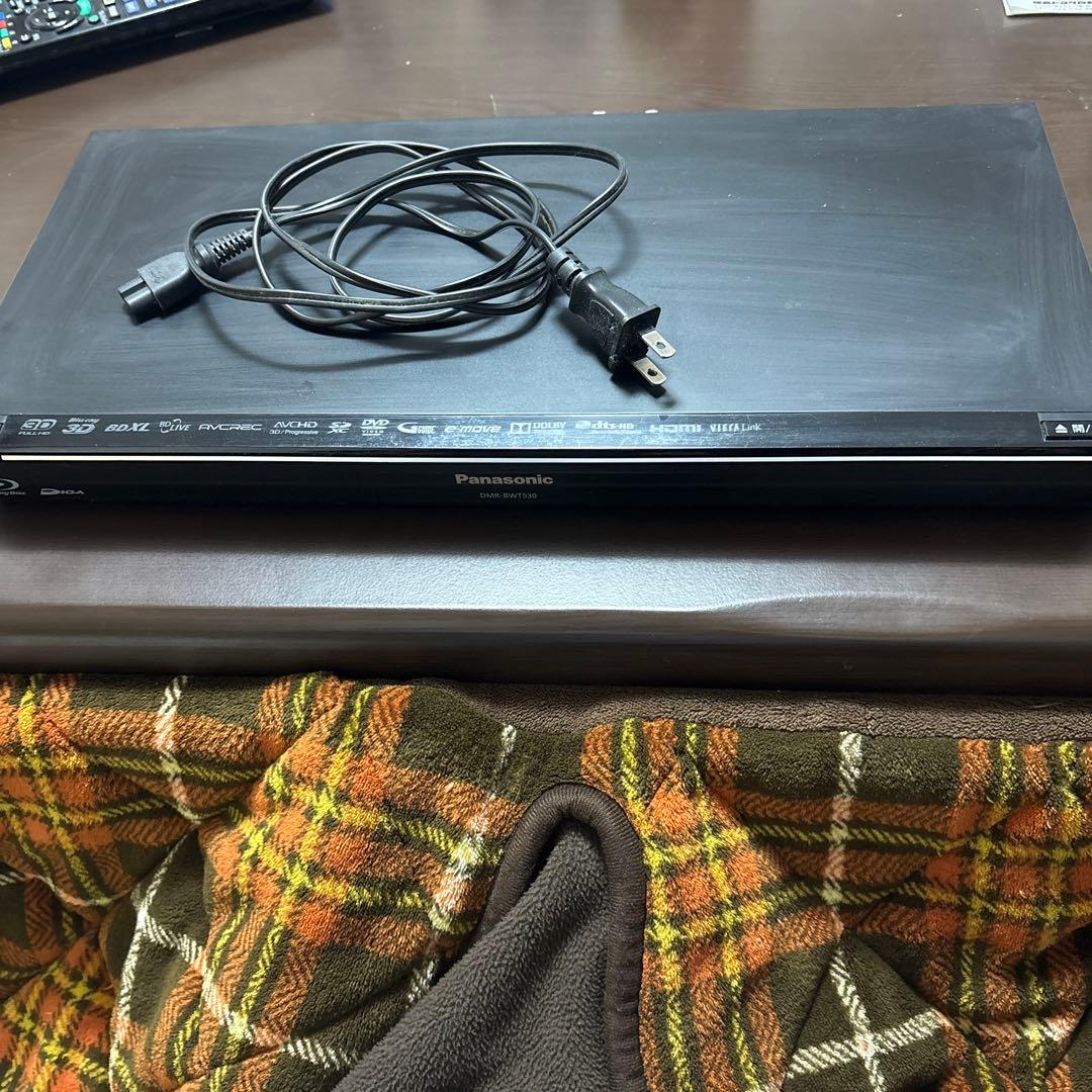Panasonic DMR-BWT530 Blu-rayレコーダー