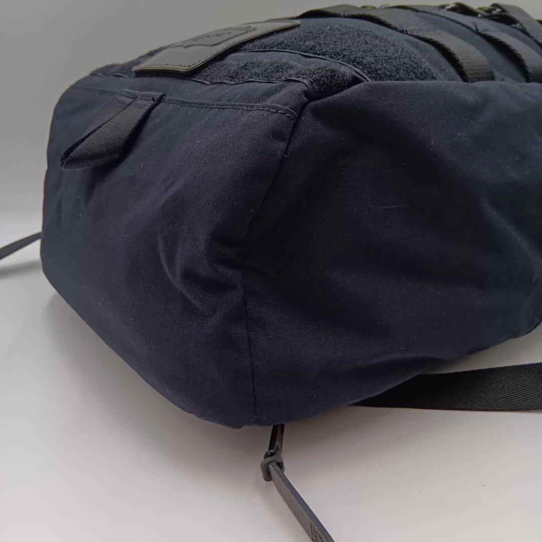 美品✨ オニツカタイガー リュック ミリタリー ブラック