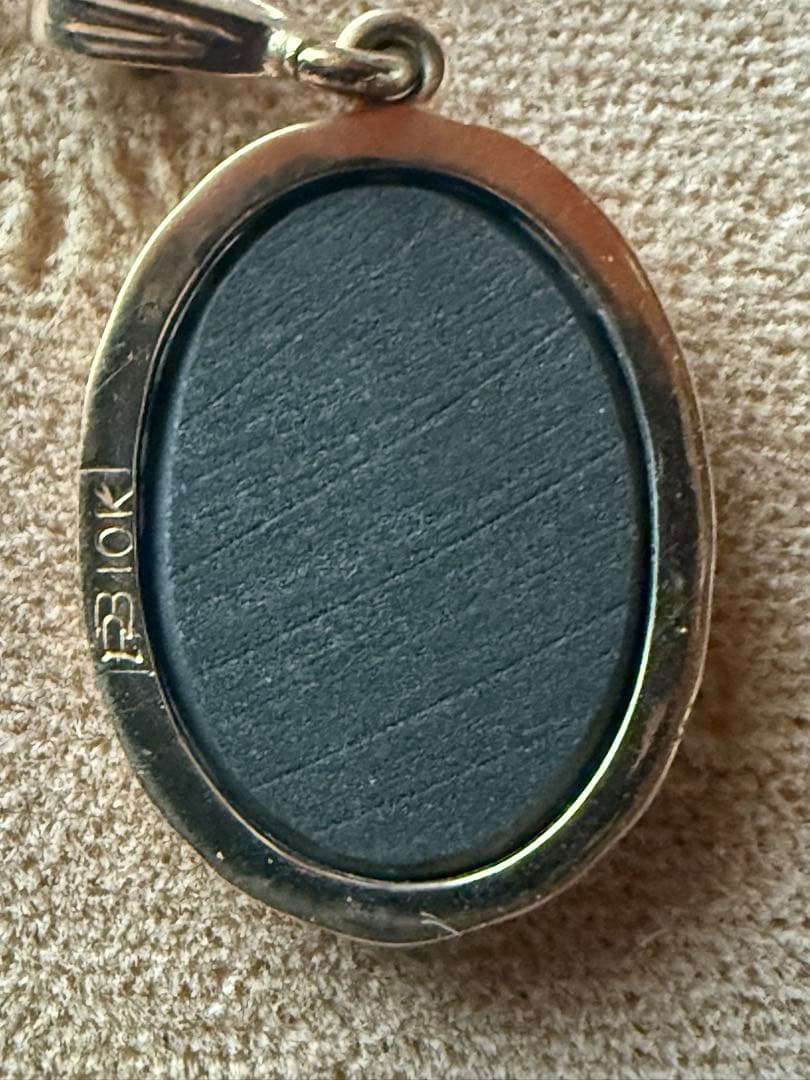 コーライト社製　アンモライト　チャーム　フレーム部分10k