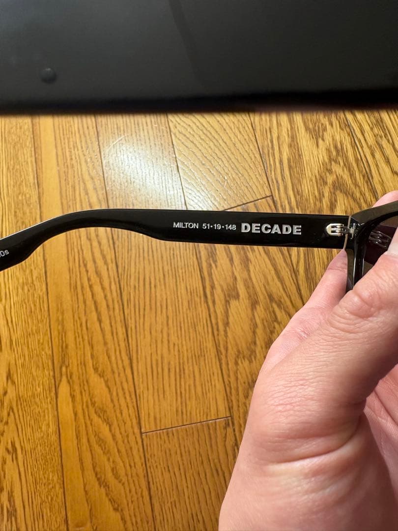 Decade MILTON サングラス Grey レンズ