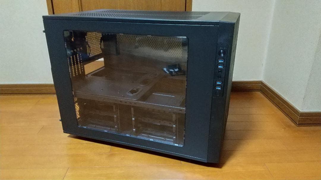 Thermaltake Core X9 E-ATX対応 超大型 キューブケース