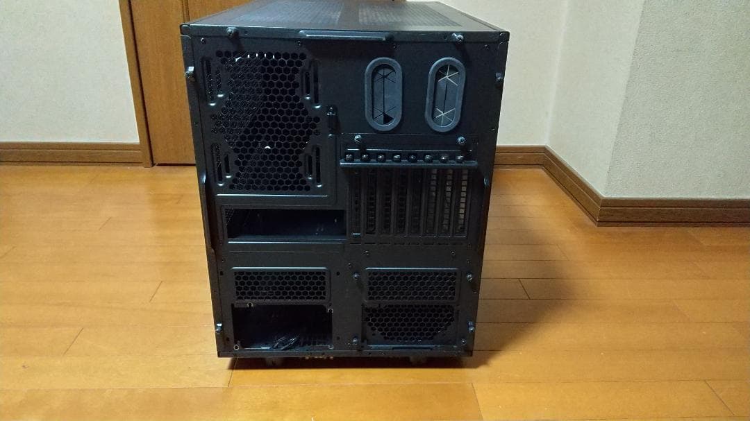 Thermaltake Core X9 E-ATX対応 超大型 キューブケース