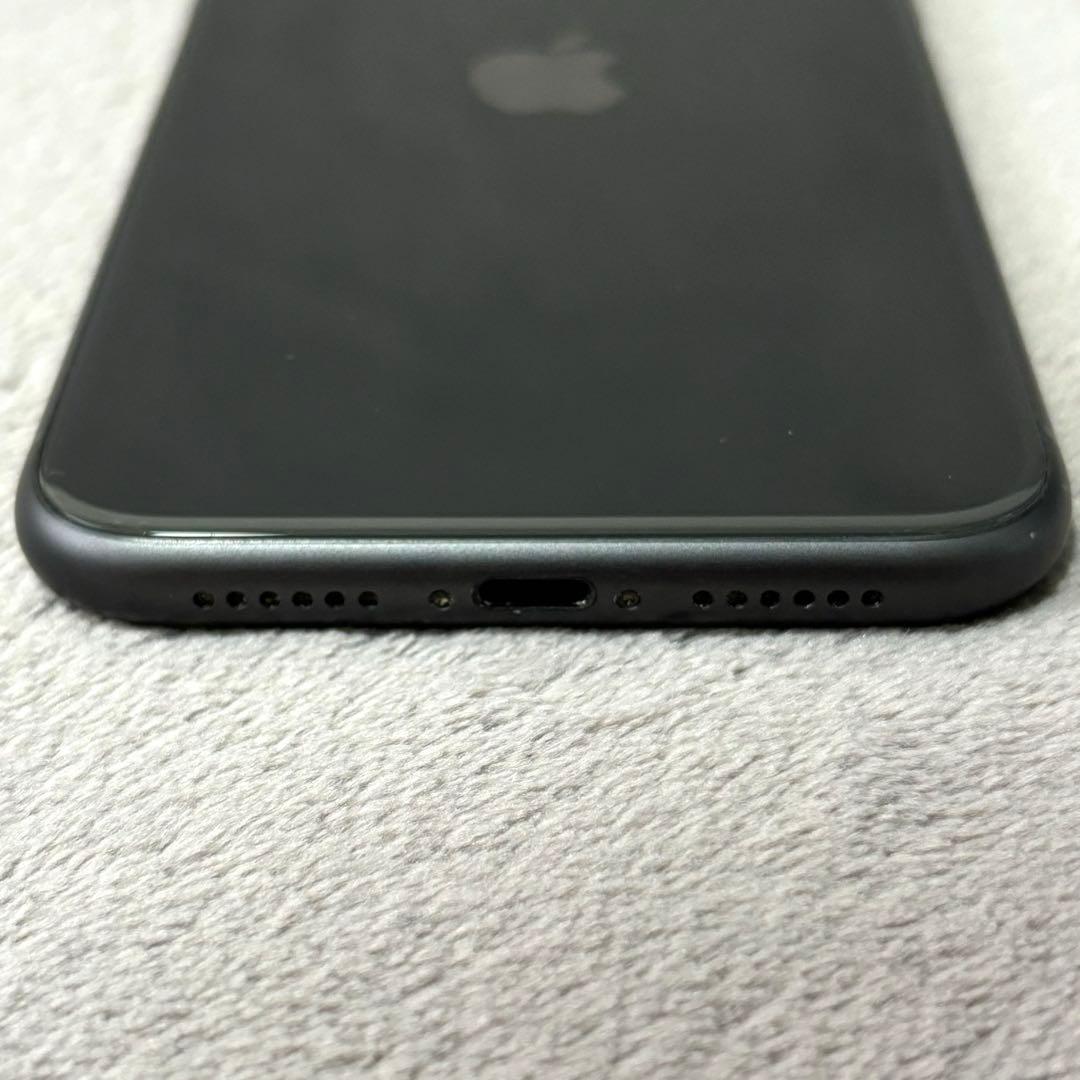 iPhone11 128GB ブラック SIMフリー　外箱付属品有