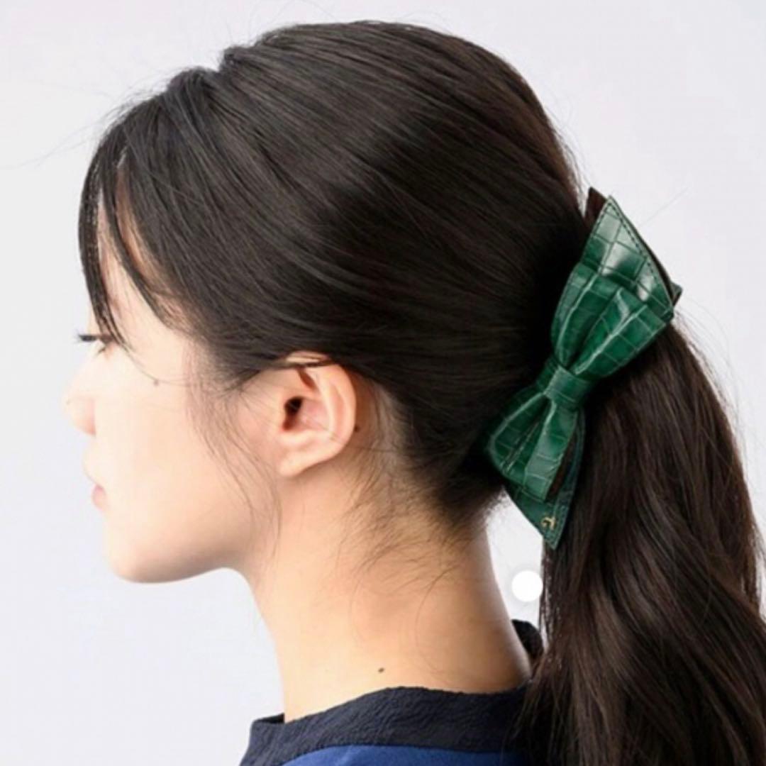 コンプレックスビズ　ライブリーレザーバナナクリップ　グリーン