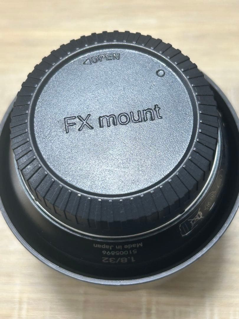 カールツァイス　Touit 1.8/32 フジフイルム用