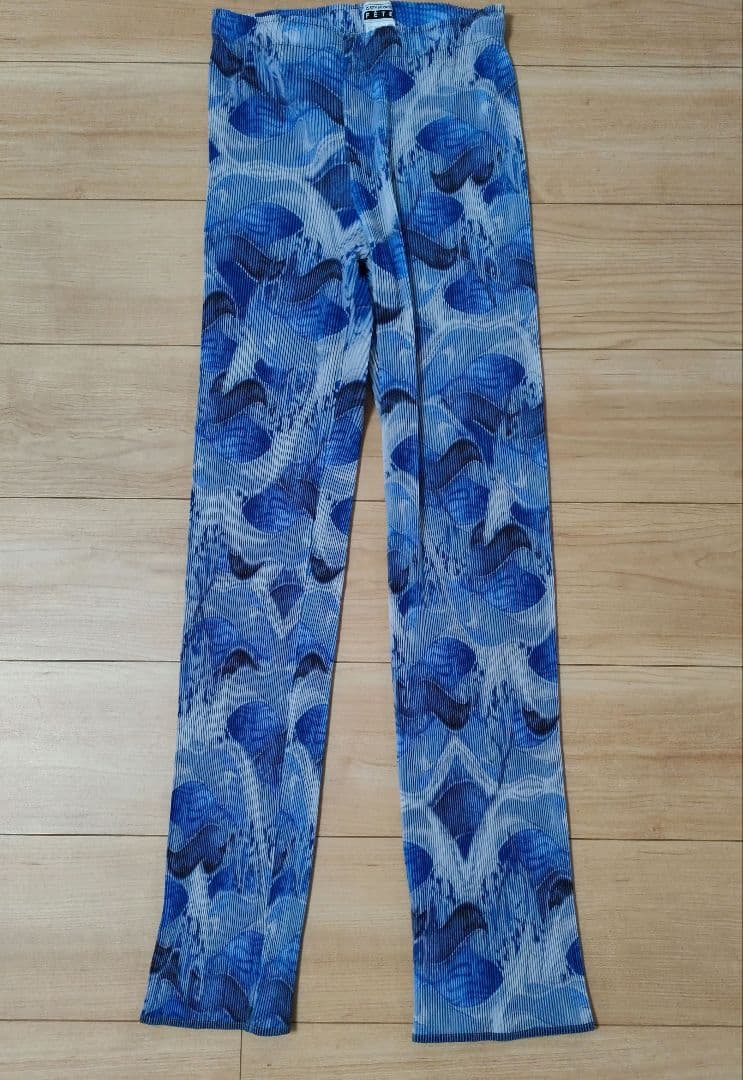 イッセイミヤケ　プリーツパンツ