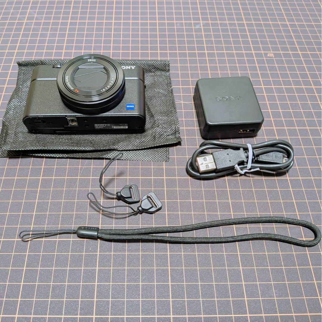 説明書変色のため値引き（超美品）64G sdカード付SONY RX100 III