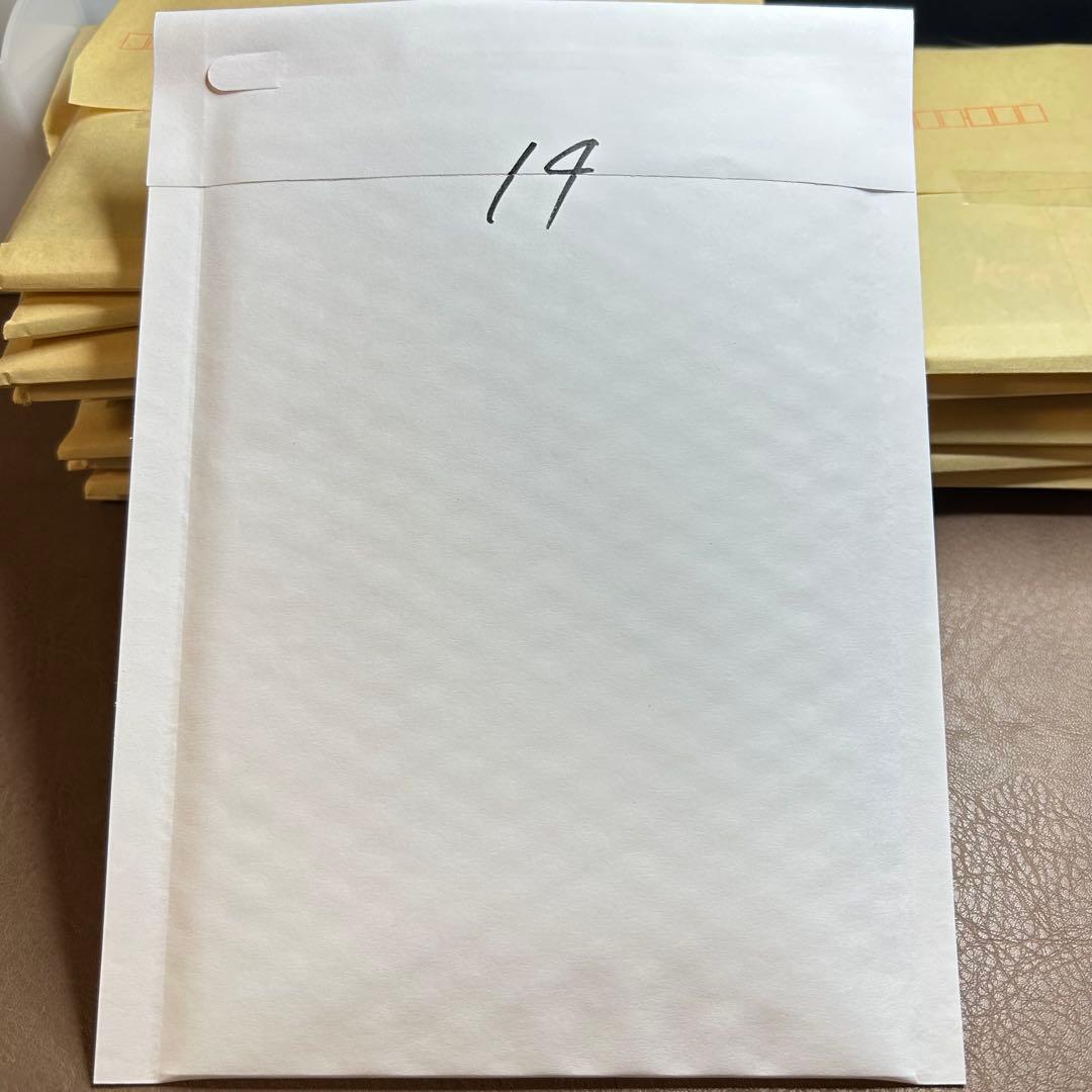 14限定商品　ピカチュウスリーブ4枚セット