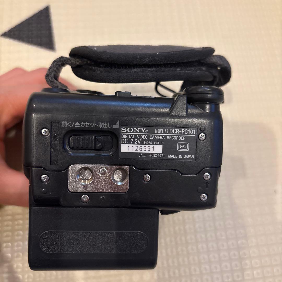 ② SONY　DCR-PC101　MiniDVテープ対応