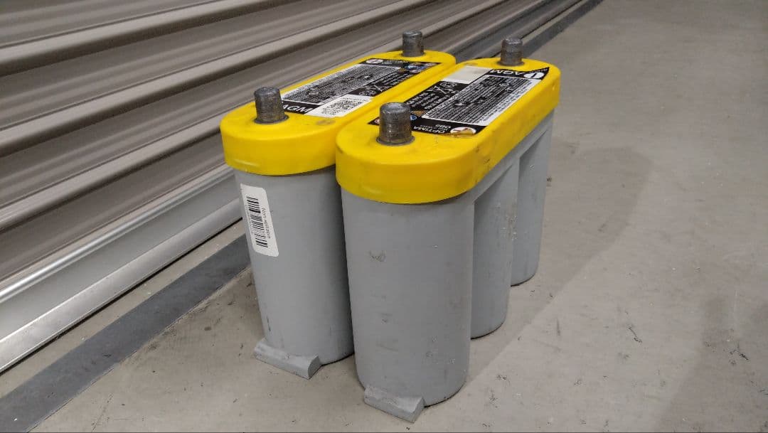 オプティマバッテリー　６V ２個　ＶＷイオス