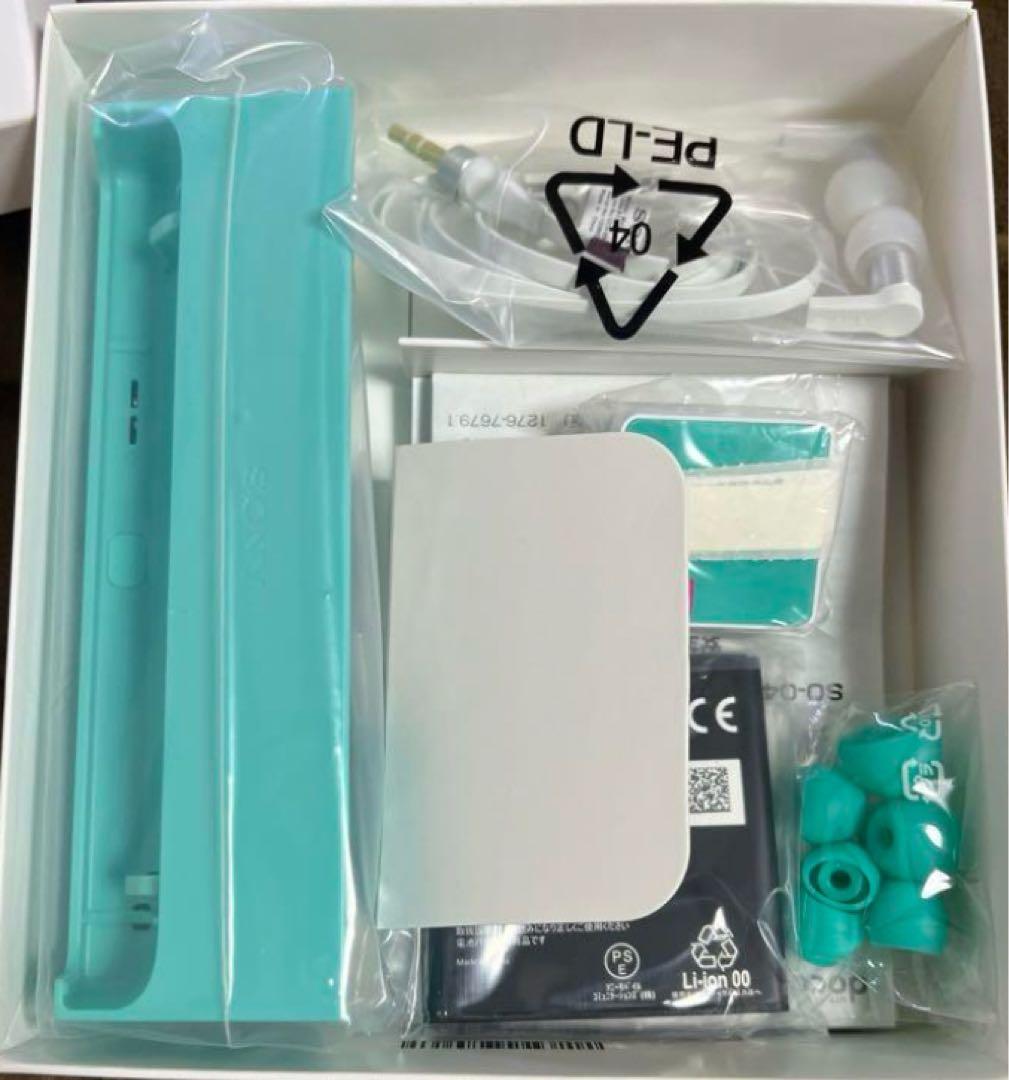 ☆新品 初音ミクSO-04E Xperia feat. HATSUNE MIKU