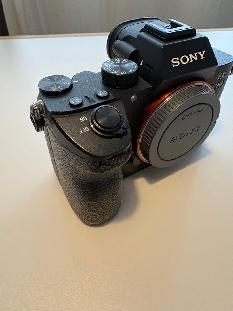 SONY α7III ミラーレスカメラ 本体
