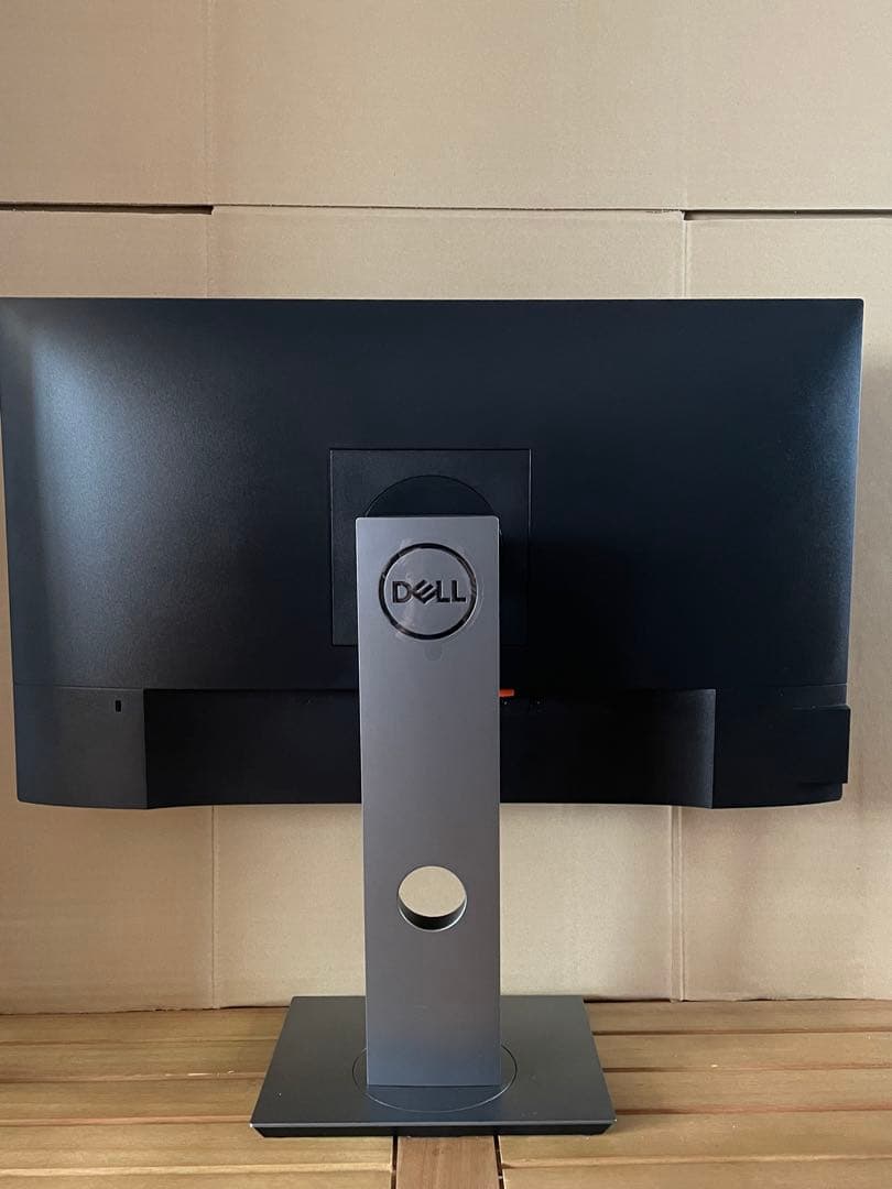 Dell Type-Cモニター P2419HC 23.8インチ