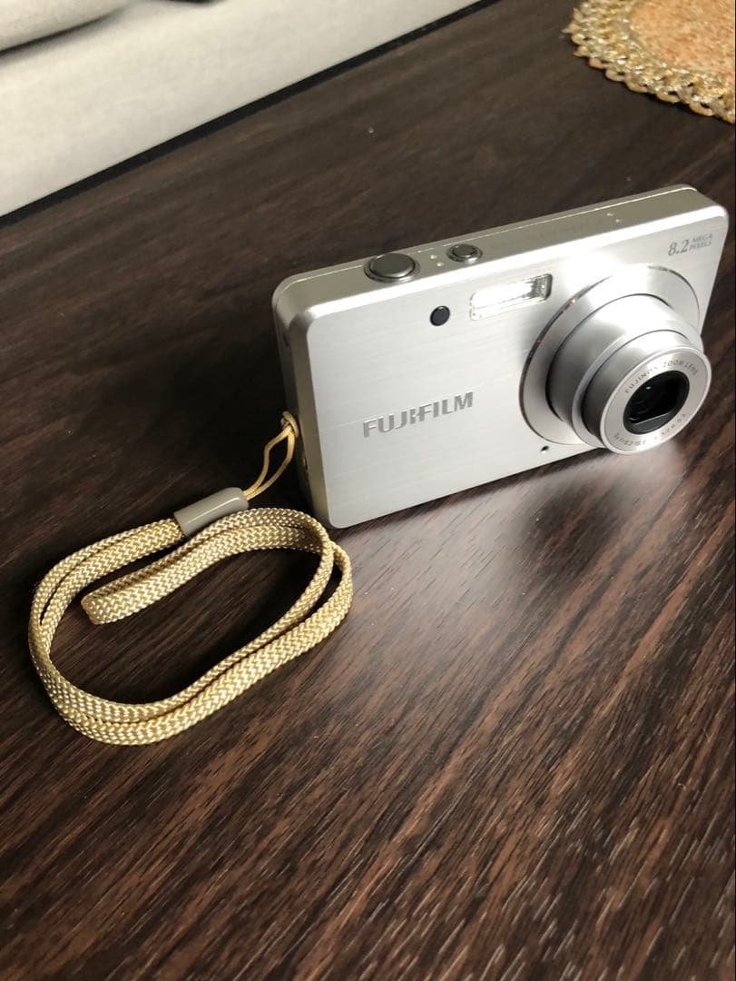 FUJIFILM FINEPIX J10 コンパクトデジタルカメラ