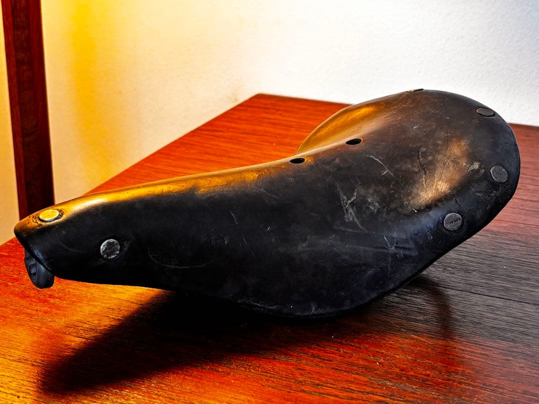 IDEALE 70 レザーサドル 1960年代