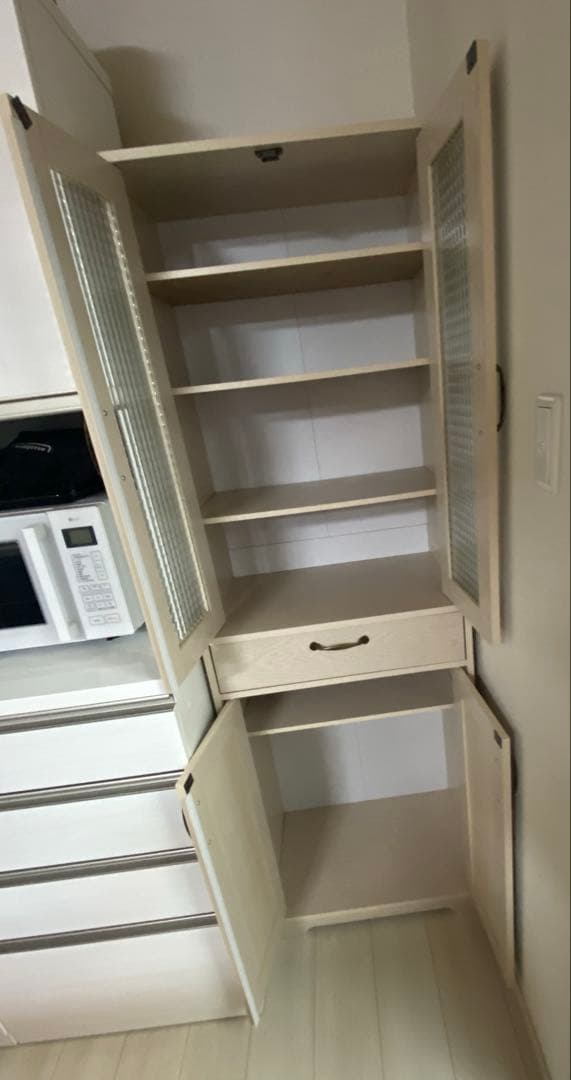 食器棚 キャビネット ヨーロピアン アンティーク おしゃれ 白