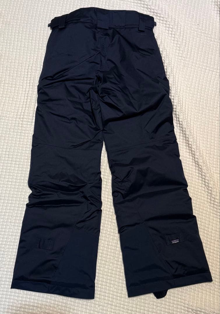 （未使用）パタゴニア【ボーイズM】スノーショットパンツ　ネイビー