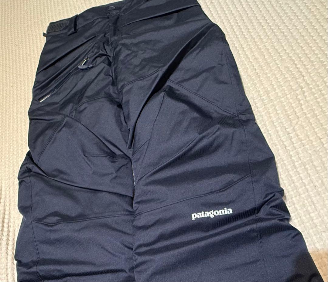 （未使用）パタゴニア【ボーイズM】スノーショットパンツ　ネイビー