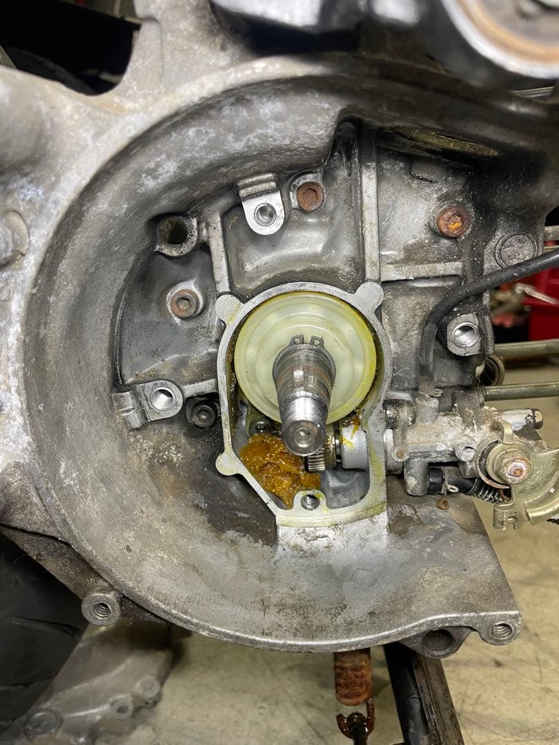 グランドアクシス100 1型エンジン