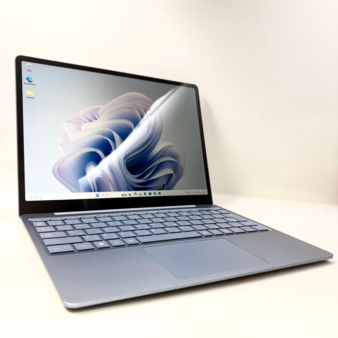 使用感少ない極上品！Surface Laptop Go3バッテリー良好！オフィス