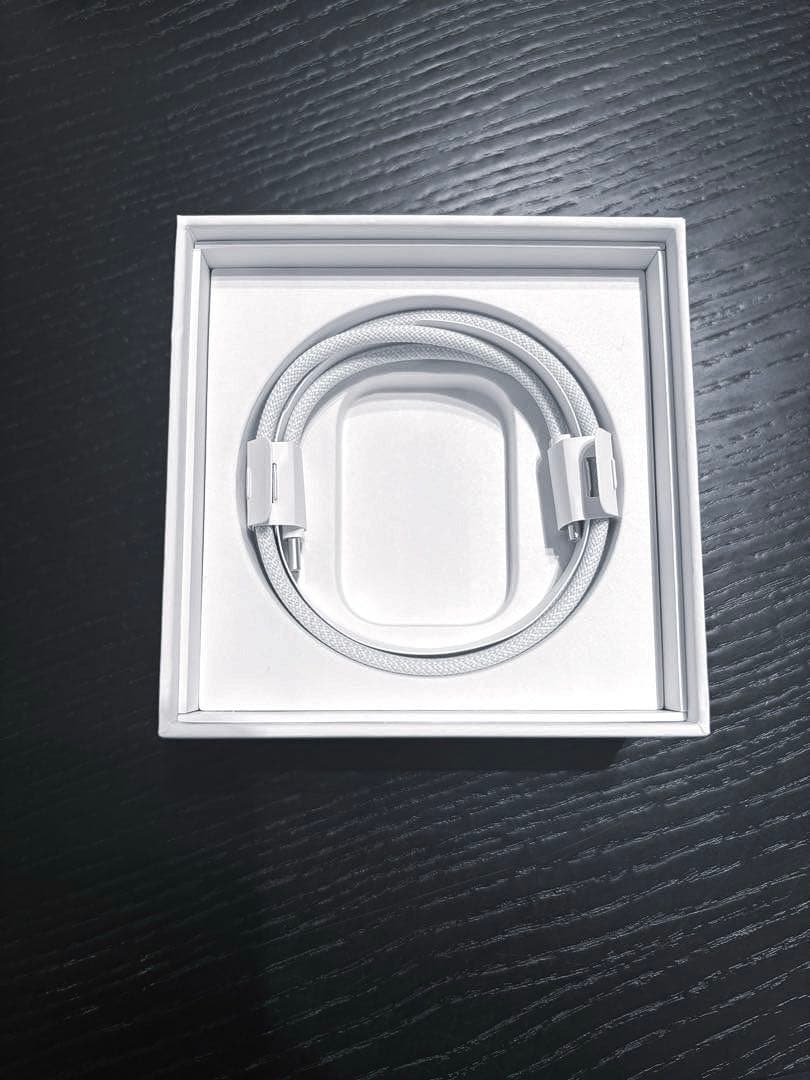 美品 AirPods Pro2（第2世代）USB-C MTJV3J/Aエアポッズ