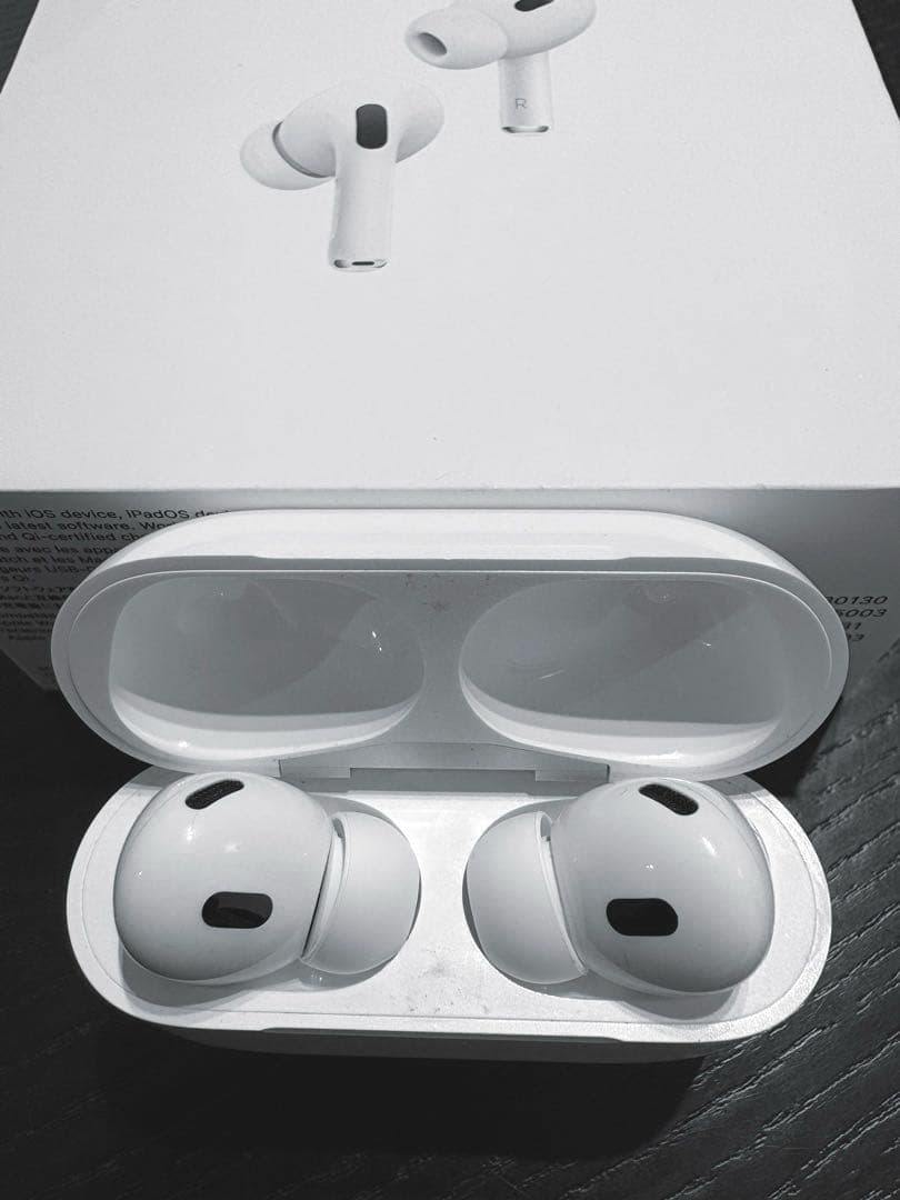 美品 AirPods Pro2（第2世代）USB-C MTJV3J/Aエアポッズ